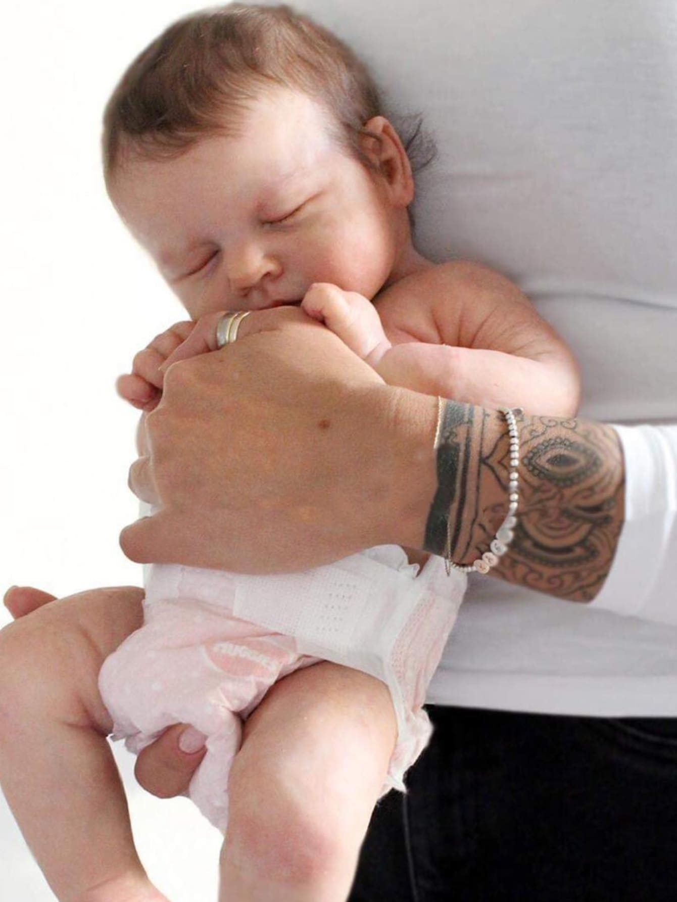 JAD ,Realistic Silicone Baby Doll - 45cm 👶✨